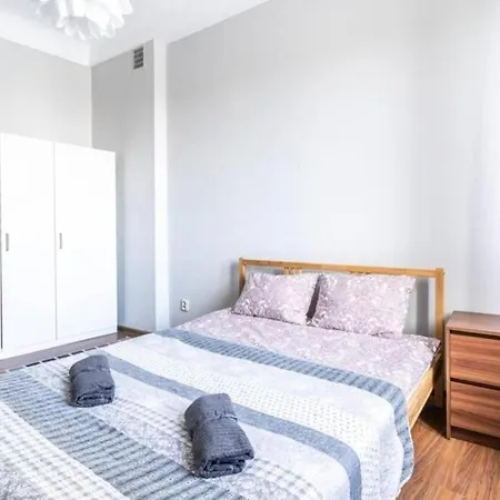 Apartment Modern And Stylish - Center - Marsz136